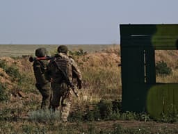 «Карманная артиллерия» против танков: военнослужащие в Ростовской области уничтожили из РПГ-7В бронетехнику условного противника