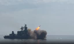 Крейсер «Варяг» нанёс удар крылатой ракетой «Вулкан» по цели в Японском море