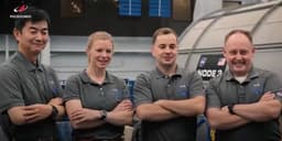 Экипаж миссии к МКС с космонавтом Платоновым прибыл на космодром в штате Флорида