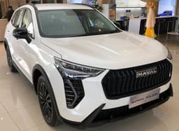 Lada Granta потеряла лидерство в списке самых продаваемых машин в России