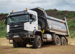 Испытания предсерийного самосвала БАЗ-S32A51 прошли на территории песчаного карьера в Бузулуке