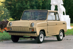 Редчайший экземпляр малолитражного автомобиля СМЗ С-3Д ищет нового владельца 