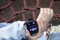 ИИ в помощь детям: часы Aimoto BuddyGPT представили в России