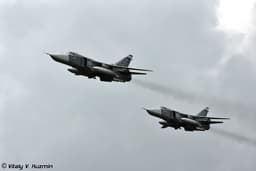 Истребители Су-30СМ, Су-30СМ2 и Су-24 провели воздушную разведку над Калининградом