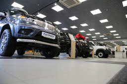 УАЗ обновит двигатели для внедорожников к осени