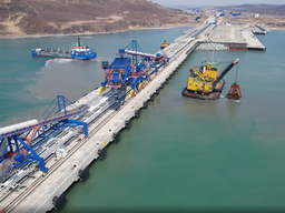 Угольный терминал «Суходол» во Владивостоке начал работу