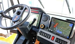 Сидения с пневматическим подъёмником, 10-дюймовый планшет: БелАЗ показал кабину нового поколения