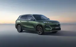 Geely впервые начнёт продажи гибридного кроссовера EX5 EM-i в России