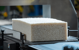 Серийный выпуск новой марки каучука для шин начал «Нижнекамскнефтехим»