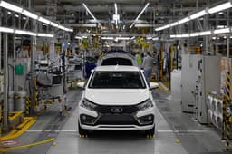 Lada Iskra петербургской сборки отправились дилерам