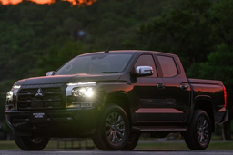 Mitsubishi Triton 2025 добрался до России по параллельному импорту