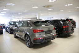 Премиум-автомобили в России теряют популярность