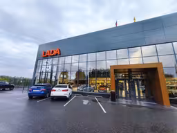 АвтоВАЗ пообещал не поднимать цены на автомобили в ближайшее время