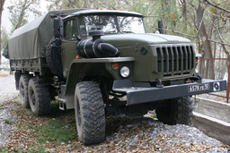 Из грузовика в цех: на базе военного «Урала» создали мобильную ремонтную мастерскую