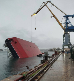 Crane vessel "Grigory Prosyankin" capsized in Sevastopol