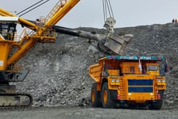 На Удокане запустили первый БЕЛАЗ с женским экипажем — гигант весом 240 тонн