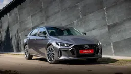 Топ-5 седанов 2025 года: от Lada Aura до Geely Preface