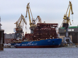 The World's Largest and Most Powerful: "Stalingrad" Nuclear Icebreaker to be Laid Down in November