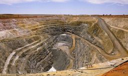 Росатом возобновляет проект «Большой Элькон», чтобы обеспечить страну ураном на века