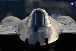 Авиаэксперт Гусаров: «Пилотаж Су-57 — просто фантастический, такого в мире никто не показывал»