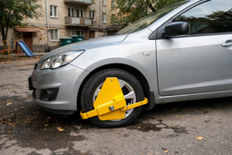 Замок-блокиратор на колесе: что нельзя делать