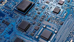 Россия проиграла в микроэлектронике? Китай захватывает рынок с помощью ИИ, пока РФ только создаёт производство