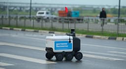 Роботы-доставщики четвёртого поколения с новым лидаром вышли на маршруты в четырех регионах
