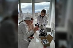 Новые микроскопы «Микимед-6» от ЛОМО поступили в Бердянский медицинский колледж