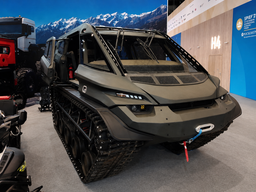 Красноярский вездеход Visuva T8 за 33 миллиона рублей показали на ПМЭФ
