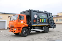 Мусоровоз для раздельного сбора на шасси КамАЗ-53605 представил Ряжский АРЗ
