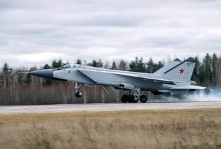 МиГ и «Сухой» превзошли Rafale: взлетят там, где французы боятся