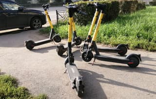 La mayoría de los rusos apoyó la creación de carriles exclusivos para patinetes eléctricos