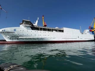 Los astilleros de Crimea no están inactivos: la construcción del transbordador "Petropávlovsk" continúa en Kerch