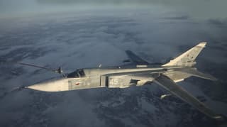 В условиях полярной ночи: Ил-78 дозаправил в воздухе самолёты Су-24М Северного флота