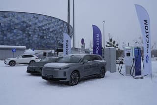 Rosatom abre el primer complejo de carga eléctrica en Novosibirsk