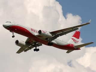 Red Wings reemplaza el Boeing 777 con el ruso Tu-204 tras una falla técnica