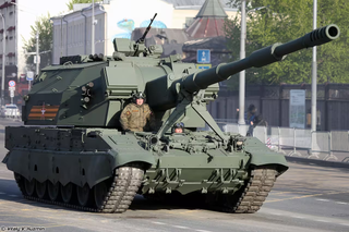 Self-propelled gun "Koalitsiya-SV" closed from drones from above: new protection patented