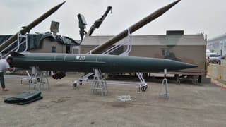 Especialistas rusos ayudan a Minsk a crear una ojiva nuclear táctica compacta