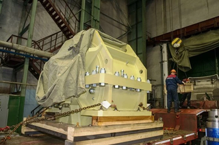 Sevmash completó la fabricación del primer cojinete de empuje principal para el rompehielos nuclear del proyecto 22220 "Leningrado"