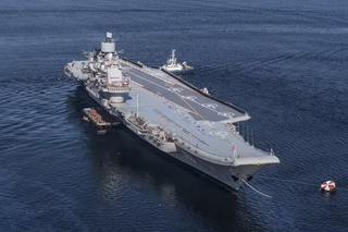 El portaaviones "Almirante Kuznetsov" encontró un nuevo propósito: la protección de buques tanque