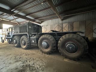 With a 26-liter YaMZ diesel engine: a rare ultra-heavy KZKT-7428 tractor unit is for sale in Cherepovets