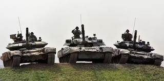 Танкист объяснил, как Т-80БВМ бьёт точно на 11 км: снаряд ложится «в форточку»