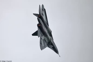 Un coronel reveló las capacidades del dron "Monokhrom" para el Su-57: vuela a 5 metros sobre el agua