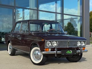 "Zhiguli" as if straight from the showroom: a 1979 VAZ-2103 is being sold in Germany