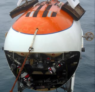 Soviet Mir deep-sea submersibles to be restored in Russia