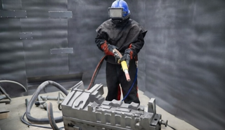 Sollers has introduced a sandblasting chamber with abrasive recovery at the ZMZ site