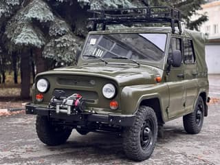 Двигатель работает даже на топливе низкого качества: автомобиль УАЗ «Хантер» модернизировали для военных