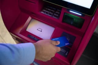 For the First Time in Russia: Ozon Bank Launches ATMs with Instant Debit Card Issuance