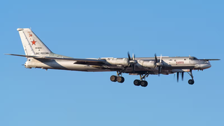 El Tu-95MS "Oso" podría recibir misiles hipersónicos por primera vez
