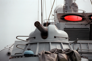 Se destapó en Russia un fraude con la reparación de cañones antiaéreos para la Armada por 592 millones de rublos